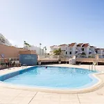 Home2book The Heights Cristianos, Pool Apartman *