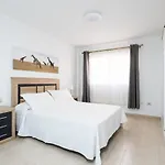 Apartman Home2book The Heights Cristianos, Pool
