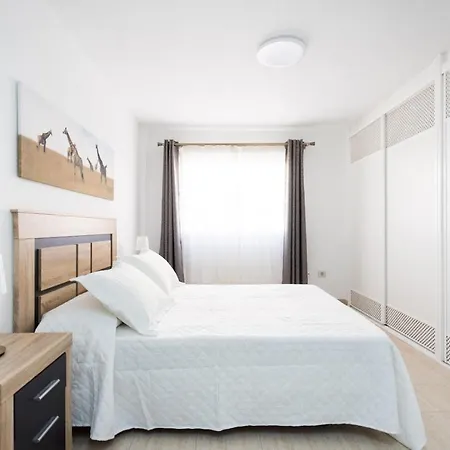 Home2book The Heights Cristianos, Pool 아파트 *