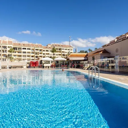 Home2book Pool & Relax The Heights, Cristianos